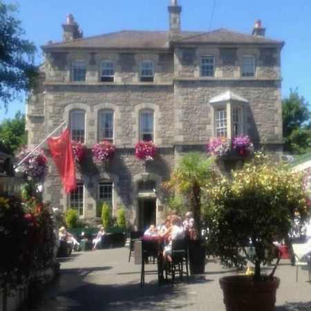 Naas Court Hotel エクステリア 写真