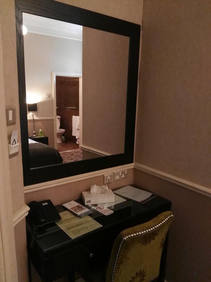 Naas Court Hotel エクステリア 写真